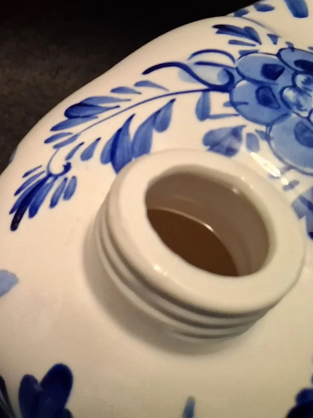 Vintage 60s Hand Painted Delft Porcelain Blue & White Duck Soap Dispenser w/Pump - Picture 10 of 11